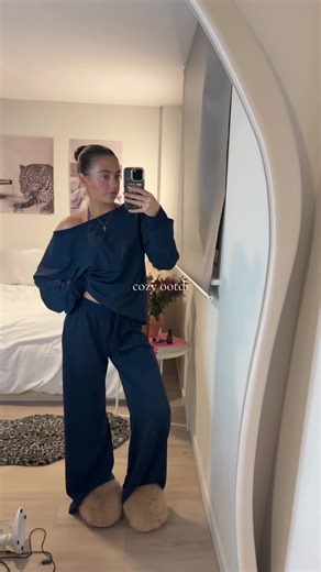 🪽☁️⭐️🧸 #ootd #outfit #cozy #loungewear #tracksuit