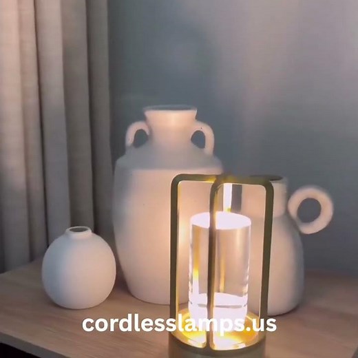 Portable Metal Table Lamp – Cordless, Rechargeable, LED, 3-Colour Dimming