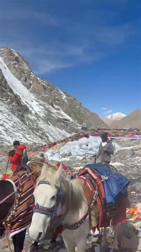 ‼️We welcome you to the spiritual and Holy Mount Kailash and Lake Manasarovar Yatra, we are the ultimate companion for your journey to Mount Kailash, an ultimate place of divine and peace. ⭕️ Highlights of Kailash Mansarovar Overland Fixed Departure Tour 2026 📍Explore the vibrant culture of Kathmandu valley with guided tour 📍Enjoy a scenic drive from Kathmandu to Kerung boarder, through Dunche and Shyabrubensi 📍Visit the sacred Lake Mansarovar and take a holy bath in the lake 📍Explore Chiu M