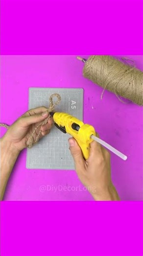 RUSTIC ROPE TOILET PAPER HOLDER 🧻 | Simple DIY Bathroom Decor Idea ✨ | DIY DECOR