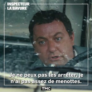 Stagiaire dans la police, ce n'est pas tous les jours facile 🚨 👉 Coluche dans #InspecteurLaBavure, jeudi soir. | TMC