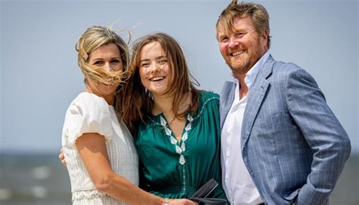 Queen Maxima proudly supports Princess Ariane’s in daring challenge