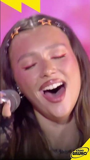 Sarah Toscano - Amarcord (Yoga Radio Estate 2026) #concert #cantantiitaliani #live