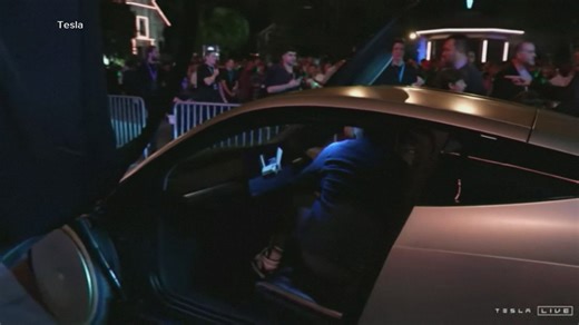 Texas Democrat lawmakers urging Tesla to delay rollout of 'robotaxis' in Austin