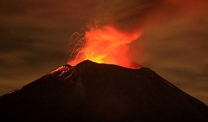 WATCH: Volcano in Mexico bursts into life in AMAZING video
