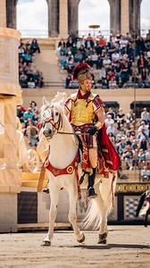 La mort 👎ou la vie👍 ? ⚔🏟🐎 Gladiateurs, course de chars et naumachie impériale, vivez la fureur des jeux du cirque dans le Stadium Gallo-romain du Puy du Fou. 😱 Saviez-vous que le velum du Puy du Fou est le seul à avoir été reconstruit depuis celui du Colisée ? #PuyduFou #PuyduFou2025 #GladiatorII #gladiator #gladiateur #Rome | Puy du Fou