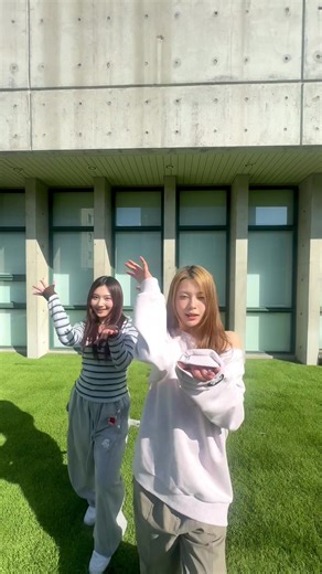 개강 릴스: 하츠투하츠의 댄스 이야기