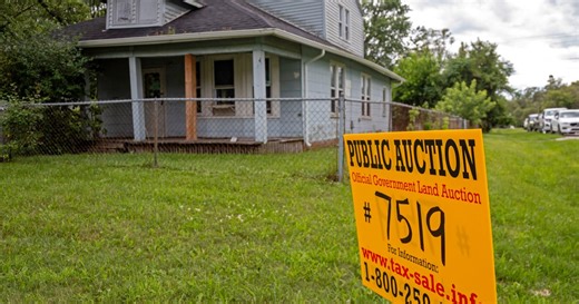 Foreclosure filings rising, report finds