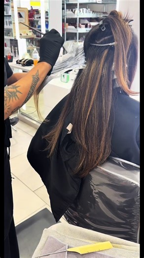 Transform Your Hair: Stunning Full Highlights by Master Stylist