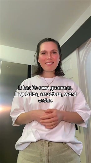 The difference between BSL British sign language and Makaton #bsl #makaton #different #signlanguage