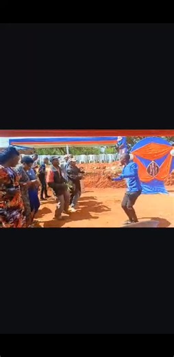 10K views · 270 reactions | Facebook Business Community, what are you selling today? Your client might be here. | Mc Complainer Events Swaa Fm | Facebook