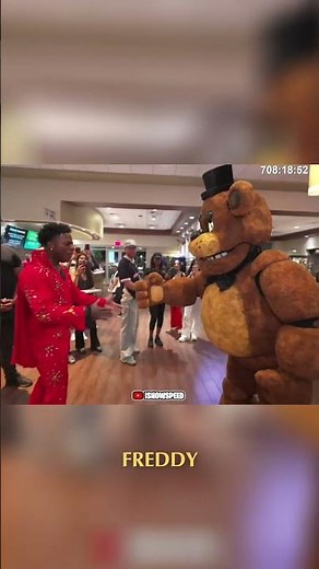 Freddy Fazbear Spotted: Hilarious Fan Encounters! #shorts