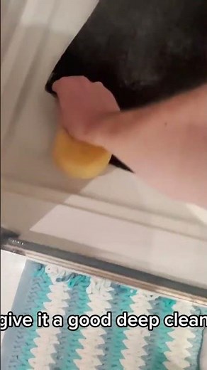 Here’s how to clean your mouse mat (the proper way!)