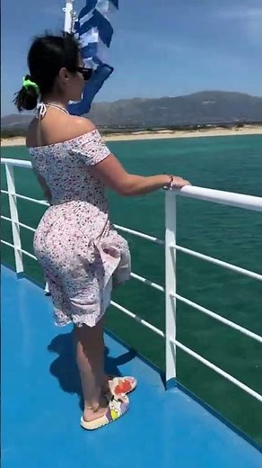 Esposa Gostosa é exibida pelo Marido