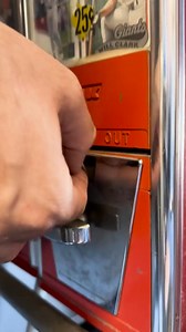 121K views · 296 reactions | Worth the 25 cents? Card Shop: Stevens Creek Sports Cards - San Jose, CA #cardshop #vendingmachine #baseballcards #willclark #thehobby #sportscards #foryoupage #fyp | Brian Pirrip | Facebook