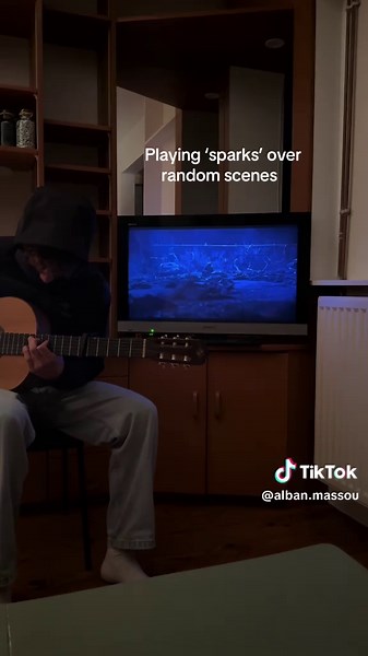 Sparks Guitar Tribute to Stranger Things