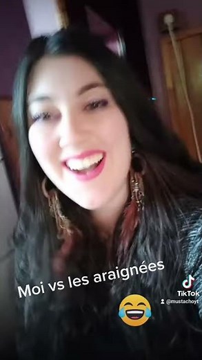 Mustacho vs les Araignées #shorts