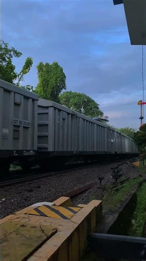 "This Train Carries the Future of Paper" #train