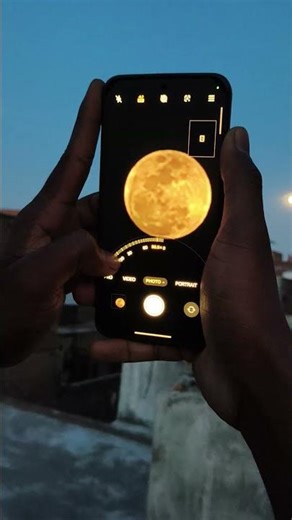 Chand Zoom out