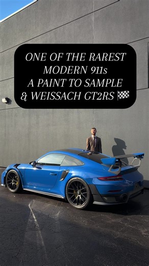 Exploring the Unique Porsche 911 GT2RS Specifications