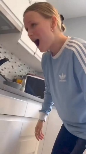 78K views · 916 reactions | AM I THE BEST TENNIS PLAYERS EVER....????...