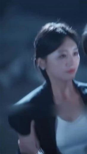 FULL SUB INDO 💚 (Luo Zheng 🤍 Zheng Chu Hong) Dia lah yang membawaku keluar dari kabut dan memberiku cinta🔥🔥 #fyp #fbpro #pemula #jangkauanluas #drachin #shortdrama #ReelsViral💚💚 #Nyonya_Zhao | I Marchella Rondonuwu