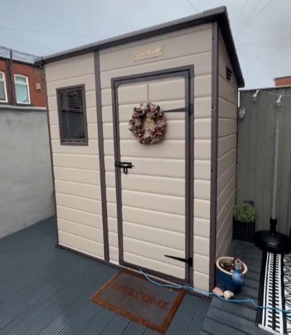 My parents transformed a garden shed into my makeshift nail salon - I love it
