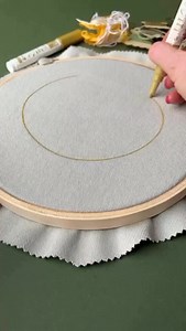 Mini French Knot Flowers - I’m just wondering if this would look cute on the front of a sweatshirt for spring? 🌼 these are pilot pintor markers, can be used on fabrics and once ironed, they can be washed in the machine. . . #embroiderythread #embroiderytutorial #upcycledclothing #upcycledfashion #embroideredflowers | flynn_and_mabel