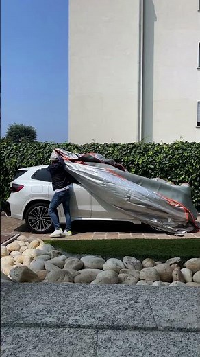 Proteggi la tua auto dalla grandine con il nostro telo antigrandine: semplice, veloce, efficace!