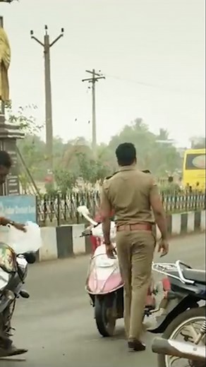 56K views · 586 reactions | Pehle Muskurana to Seekhlo | Goldmines Comedy | Facebook