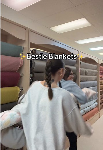 DIY Tie Knot Bestie Blankets: Creating Cozy Comforts