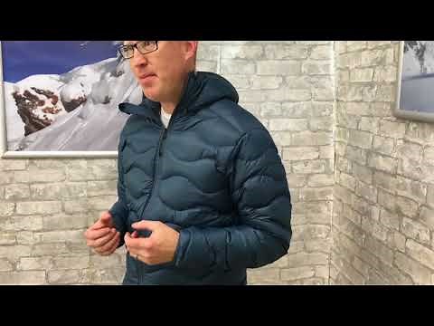 Peak Performance Helium Hooded Ski Jacket