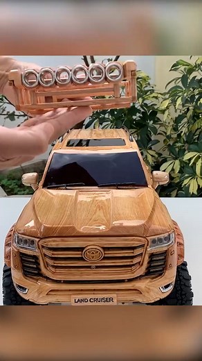 Amazing Wood Carving Skill and Techniques #woodworking #woodart #woodcraft #woodcarving #wooddesign #woodfurniture #woodworkingcommunity #woodworkingtips #woodworkingprojects #woodworkingtools #woodworkingskills #woodworkinglove #woodworkinglife #woodworkingfun #woodworkingproject #woodworkingideas #woodworkingshop #woodworkingplans #woodworkingclasses #woodworkingforbeginners | Magic Handicraft Projects