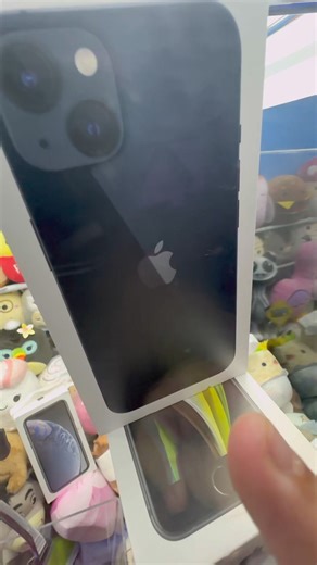 Epic iPhone Claw Machine 😧 #viral #clawmachine #arcade #satisfying #iphone #money | TYE Arcade