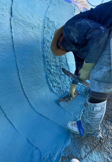 Troweling Aqua Blue Mini Pebble for Your Pool