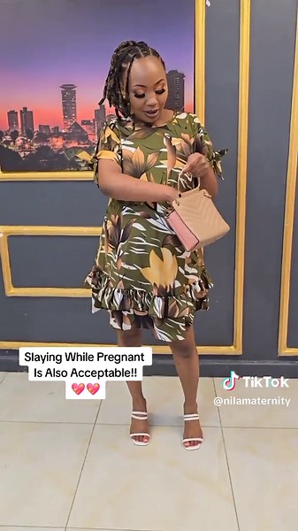 Floral Maternity Dresses for Expecting Mothers