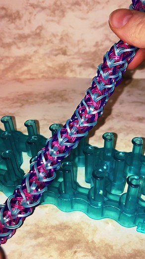How To Make A Rainbow Loom Bracelet - Part 2 Tutorial