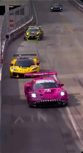 C8 crashes into Porsche #c8 #porshe #race