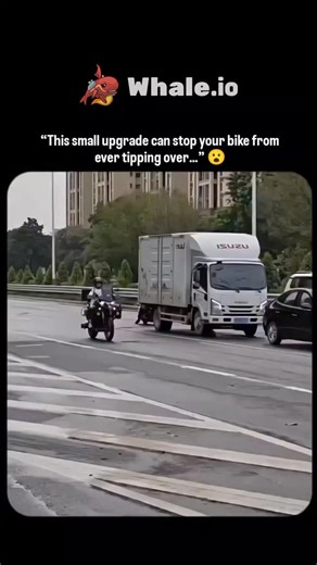 knowledge matrix on Instagram: "Ever struggled to keep balance on a bike at slow speeds? A motorcycle stabilizer system is built to solve exactly that. With compact support wheels fitted near the rear, it adds extra steadiness while stopping, starting, or crawling through traffic. Perfect for heavier bikes or riders who want more control, some smart versions even deploy at low speeds and fold away once you’re moving. It quietly boosts confidence, safety, and comfort—making every ride smoother wi