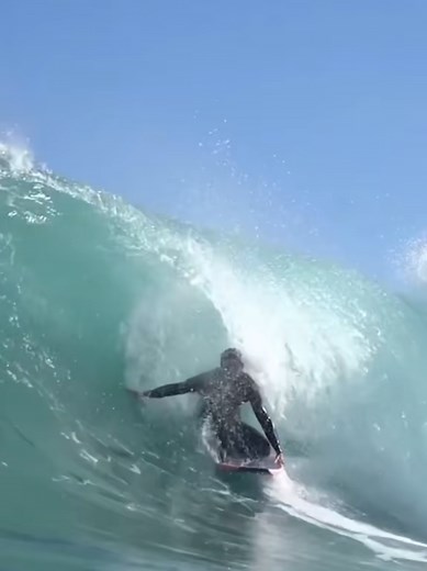 Master Drop Knee Techniques in Bodyboarding