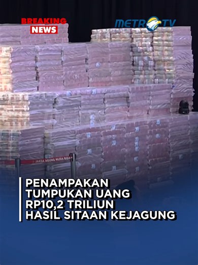 Beginilah penampakan tumpukan uang Rp10,2 triliun hasil sitaan Satgas Penertiban Kawasan Hutan (PKH) kejagung. Tumpukan uang tersebut diserahkan ke kas negara dan disaksikan langsung oleh Presiden RI Prabowo Subianto, Rabu (13/5). Uang tersebut terdiri atas Rp3,42 triliun dari hasil penagihan denda administratif kehutanan oleh Satgas Penertiban Kawasan Hutan (PKH), dan Rp6,84 triliun hasil satgas PKH untuk pajak PBB-non PBB. Penyerahan ini merupakan bagian dari hasil penguasaan kembali kawasan h