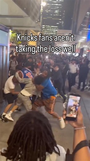 Knicks fans going CRAZY after Loss 😳