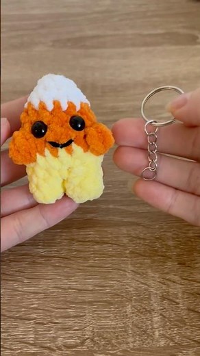 The easiest way to add a keychain to your crochet plushies #crochettutorial #amigurumi #crochet
