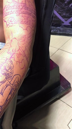 MARVEL TAT2 🇸🇷 and piercing (@marvel.tat2)’s videos with suara asli - david28 - David_ primadi🌿🎞️