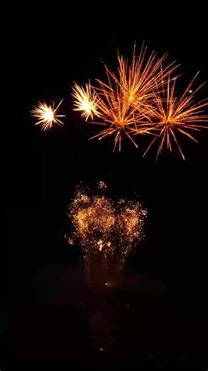 A Thousand Year Fireworks #hunterboom #hunterboomofficial #mercunraya #fireworkssupplier #fireworkshell #mercunmerdeka #猎人烟花