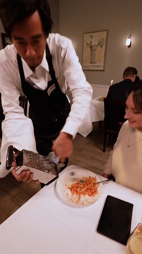 A grate way to make some change 💵 #moneyhacks #coin | Zach King