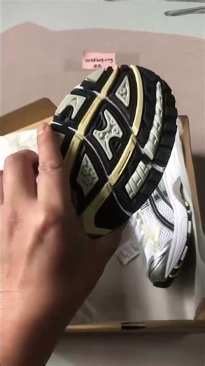 These Asics are ultra comfy stable cushioned perfect fit top quality daily wear