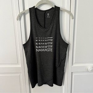 GAP GapFIt Dry Tulip Hem " NAMASTE " Saying Grey Yoga Tank Women's Size Small