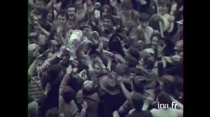 [RETRO] Retour sur la dernière #CoupedeFrance remportée par le #StadeRennais F.C. en 1971 face à Lyon ! Un trophée que l'on espère voir revenir à Rennes à l'issue de #SRFCPSG ! | Stade Rennais F.C.