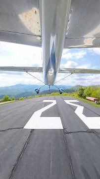 Taking off from the highest runway east of the Mississippi ⛰️ 🛫 #aviation #airplane #pilot